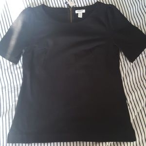 Old Navy black top